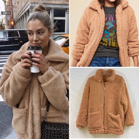 EARTHBOUND Jackets & Blazers - HP!🎉 Like New Earthbound Teddy Coat Tan Sz Small